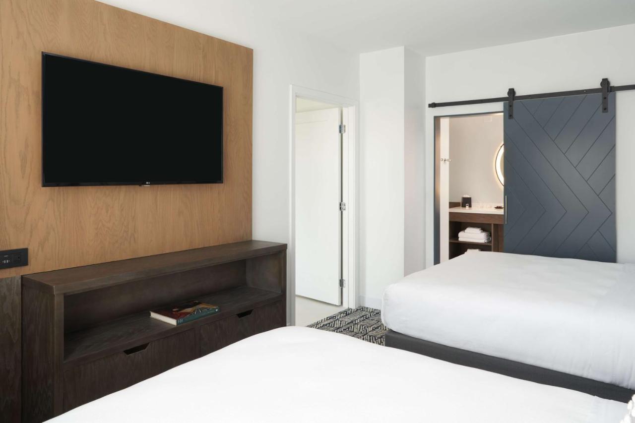 The Chifley Houston, Tapestry Collection By Hilton Hotel Exterior foto