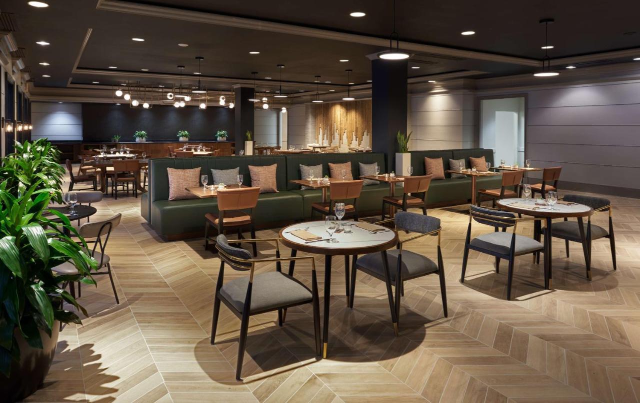 The Chifley Houston, Tapestry Collection By Hilton Hotel Exterior foto