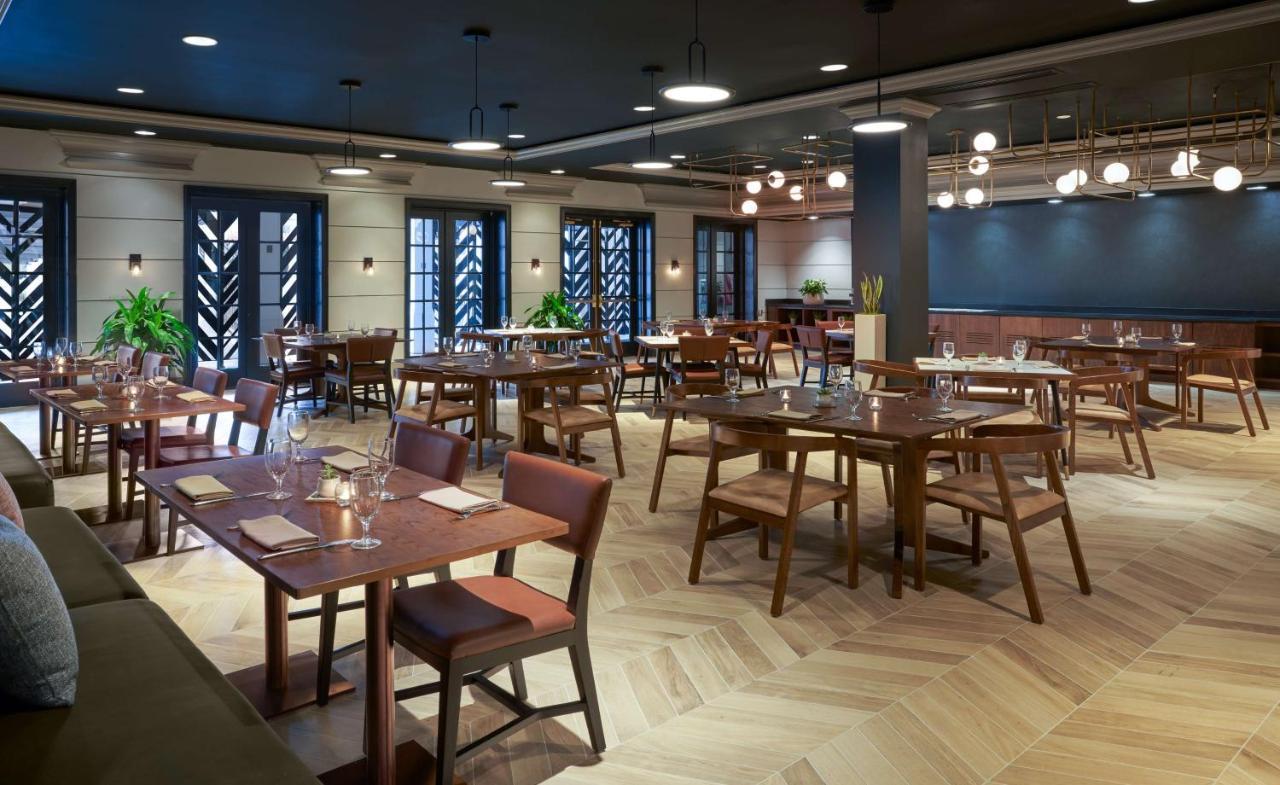The Chifley Houston, Tapestry Collection By Hilton Hotel Exterior foto