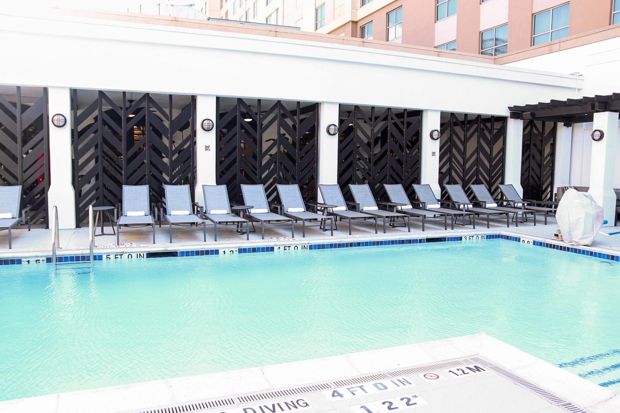 The Chifley Houston, Tapestry Collection By Hilton Hotel Exterior foto